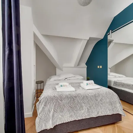 240 Elysee - Superb In *
