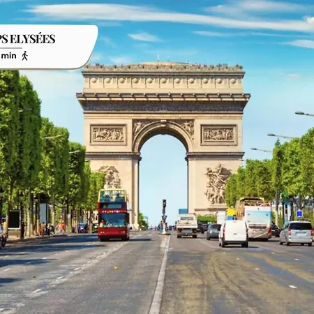 240 Elysee - Superb In Paris